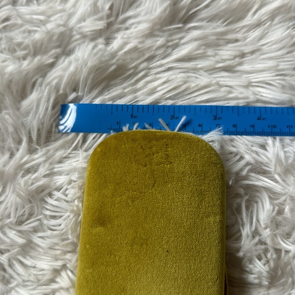 CGUCCI VELVET SUNGLASSES CASE - Picture 12 of 15